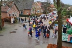 Carnavalsoptocht basisschool  't Bijenveld in Leuth