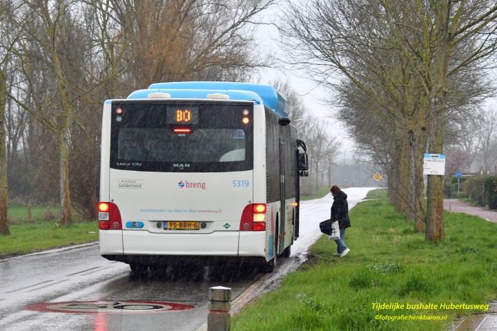 schroef pijpleiding Hoelahoep Lijn 80 van BRENG nog steeds niet door dorp Ooij. | HenkBaron.nl